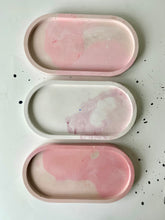 Lade das Bild in den Galerie-Viewer, Jewelry Tray Schmucktablett Deko Tablett "Pinky"