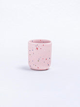 Lade das Bild in den Galerie-Viewer, Egg Back Home Party Confetti Espresso Egg Cup