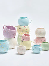 Lade das Bild in den Galerie-Viewer, Egg Back Home Party Confetti Espresso Ball Mug