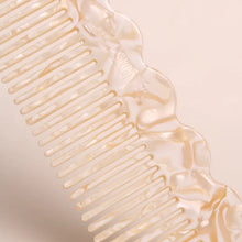 Lade das Bild in den Galerie-Viewer, Signature Wide Tooth Comb from Peignee Paris
