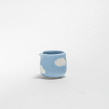 Lade das Bild in den Galerie-Viewer, Egg Back Home Cloud Milk Jug Milchkanne