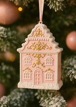 Lade das Bild in den Galerie-Viewer, Christmas Gingerbread House Ornament Baumschmuck Rosa Gold

