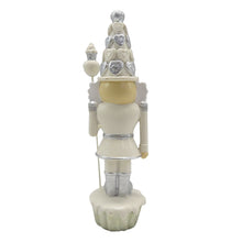 Lade das Bild in den Galerie-Viewer, Christmas Nutcracker Nussknacker Figur Cupcake White
