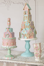 Lade das Bild in den Galerie-Viewer, Gingerbread House Etagere Lebkuchenhaus Weihnachten Dekoration Ø 24x59 cm
