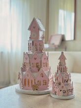 Lade das Bild in den Galerie-Viewer, Gingerbread House Lebkuchenhaus Dekoration Small

