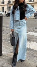 Lade das Bild in den Galerie-Viewer, Maxi Denim Skirt with Slit Frayed Hem Jeans Rock &quot;Arielle&quot;
