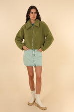 Lade das Bild in den Galerie-Viewer, Fluffy Teddy Jacket Jacke Matcha Green
