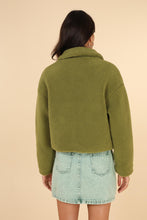 Lade das Bild in den Galerie-Viewer, Fluffy Teddy Jacket Jacke Matcha Green
