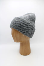Lade das Bild in den Galerie-Viewer, Classic Beanie Mütze Angora &quot;Copenhagen&quot;
