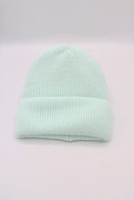 Lade das Bild in den Galerie-Viewer, Classic Beanie Mütze Angora &quot;Copenhagen&quot;
