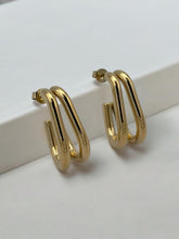Lade das Bild in den Galerie-Viewer, Double Hoop Earrings Ohrringe Stella
