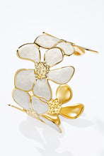 Lade das Bild in den Galerie-Viewer, Armreif Cuff Bangle Daisy Bloom

