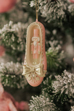 Lade das Bild in den Galerie-Viewer, Pink Nutcracker in a Ballet Shoe Ballett Nussknacker Deko Anhänger
