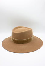 Lade das Bild in den Galerie-Viewer, 100% Italian Wool Wide Brim Hat Wollhut
