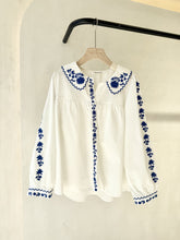 Lade das Bild in den Galerie-Viewer, Embroidered Blouse Bluse mit Stickerei Ellie
