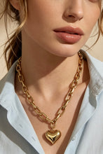 Lade das Bild in den Galerie-Viewer, Chunky Chain Necklace Kette Heart
