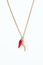 Lade das Bild in den Galerie-Viewer, Double Lucky Chili Necklace Kette
