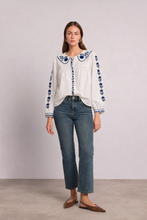 Lade das Bild in den Galerie-Viewer, Embroidered Blouse Bluse mit Stickerei Ellie
