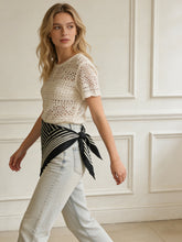Lade das Bild in den Galerie-Viewer, Triangle Satin Scarf Tuch Mia
