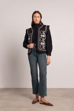 Lade das Bild in den Galerie-Viewer, Embroidered Quilted Vest Steppweste Ellen
