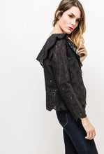 Lade das Bild in den Galerie-Viewer, Embroidered Blouse Bluse &quot;Coleen&quot;
