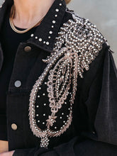 Lade das Bild in den Galerie-Viewer, Embellished Jeans Jacket Jeansjacke mit Stickerei Perlen

