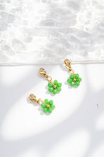 Lade das Bild in den Galerie-Viewer, Charm Daisy Beads

