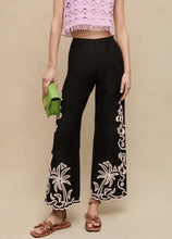 Lade das Bild in den Galerie-Viewer, Embroidered Linen Pants Leinen Hose mit Gürtel &quot;Palm Springs&quot;
