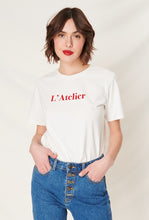 Lade das Bild in den Galerie-Viewer, T-Shirt &quot;L´Atelier&quot;
