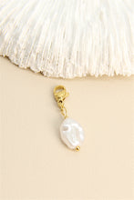 Lade das Bild in den Galerie-Viewer, Charm Pearl Baroque
