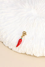 Lade das Bild in den Galerie-Viewer, Charm Chili
