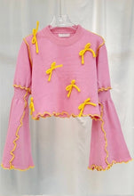 Lade das Bild in den Galerie-Viewer, Cropped Bow Ruffle Sweater Pullover Schleife Bea
