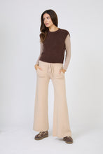 Lade das Bild in den Galerie-Viewer, Sleeveless Crew Neck Sweater Pullunder Alpaca Wolle
