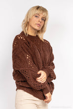 Lade das Bild in den Galerie-Viewer, Chunky Knit Sweater Pullover Brown Amelia
