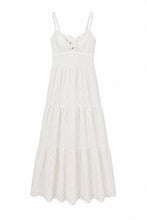 Lade das Bild in den Galerie-Viewer, Kleid Dress Broderie Anglaise Amelie

