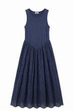Lade das Bild in den Galerie-Viewer, Kleid Dress Ribbed Broderie Anglaise Willow
