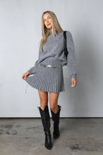 Lade das Bild in den Galerie-Viewer, Pullover Rock Zweiteiler Set &quot;Gia&quot;
