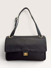 Lade das Bild in den Galerie-Viewer, Pebble Grained Leather Shoulder Bag Leder Tasche
