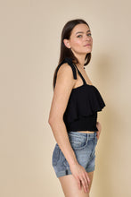 Lade das Bild in den Galerie-Viewer, Smocked Bow Tie Top "Faye"
