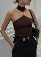 Lade das Bild in den Galerie-Viewer, Ribbed Knit Top Buckle Chloe
