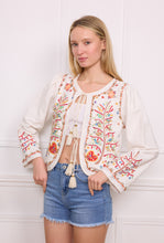 Lade das Bild in den Galerie-Viewer, Bohemian Embroidered Floral Jacket Jacke Isabel
