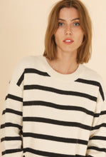 Lade das Bild in den Galerie-Viewer, Striped Knit Dress Pullover Kleid &quot;Xenia&quot;
