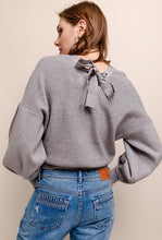 Lade das Bild in den Galerie-Viewer, Cardigan Bow Back Puff Sleeves
